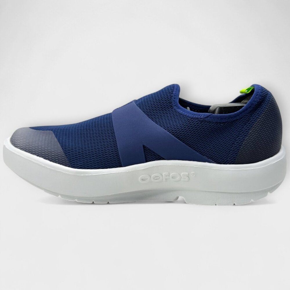 OOFOS OOmg Mesh Low Men’s Trainer Navy/White Slip‑On Comfort Recovery Size 11.5 - Picture 3 of 10